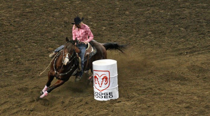 barrel racing louisville rodeo