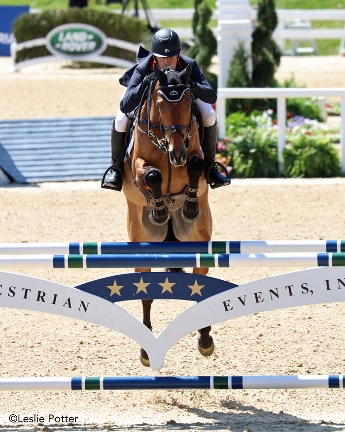 Oliver Townend and Cooley Master Class in the 2018 Land Rover Kentucky jumping class.