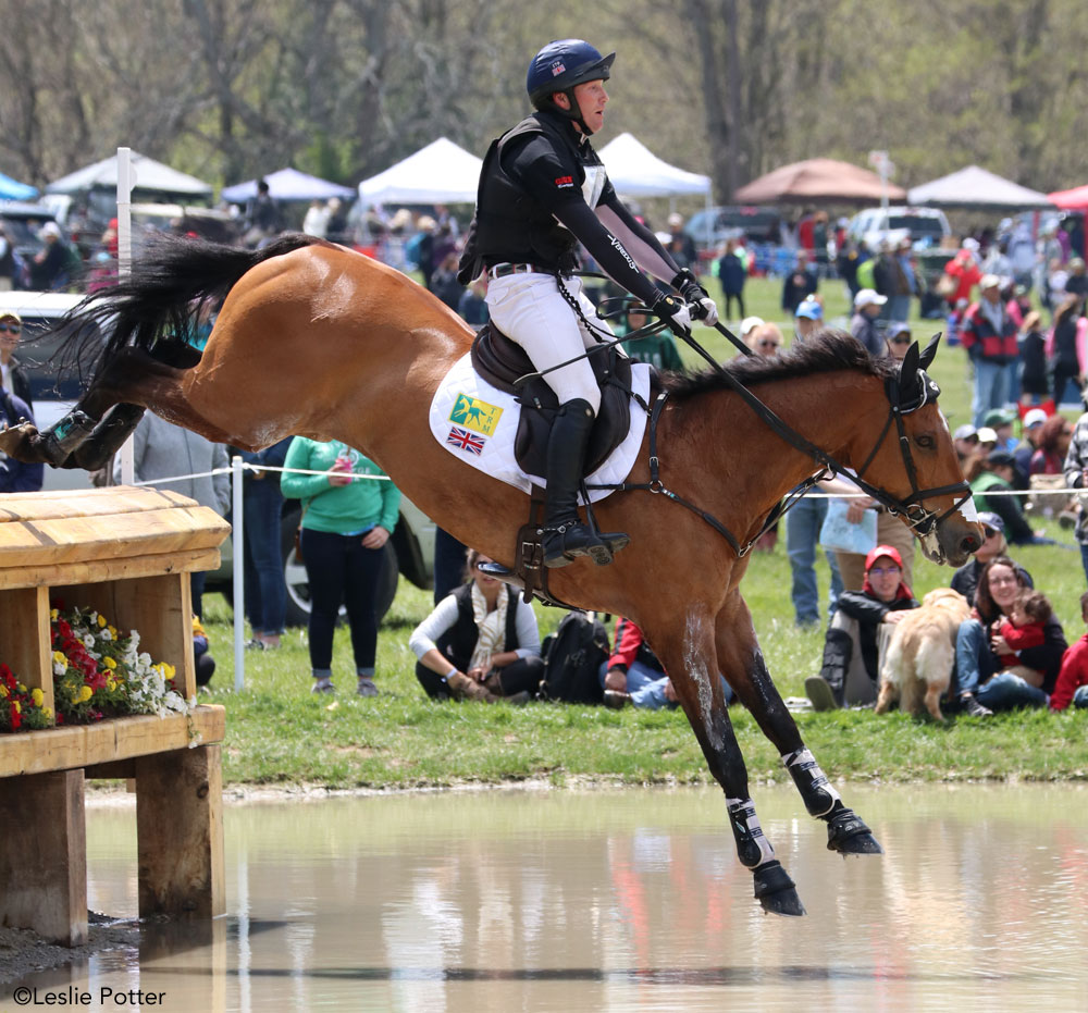 Oliver Townend and Cooley Master Class in the 2018 land rover kentucky cross-country class.