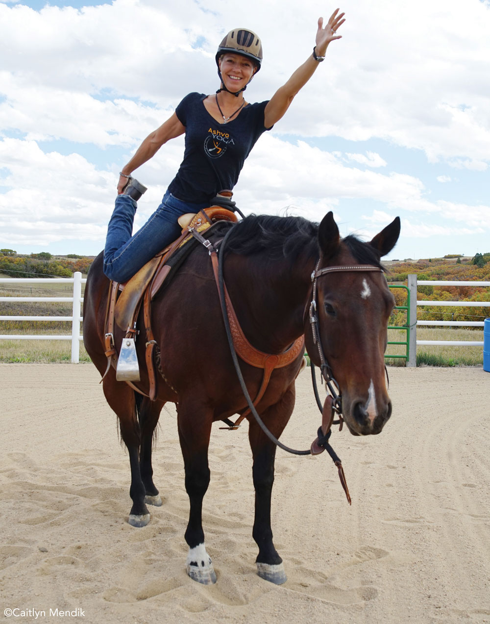 Mounted Dancer Pose