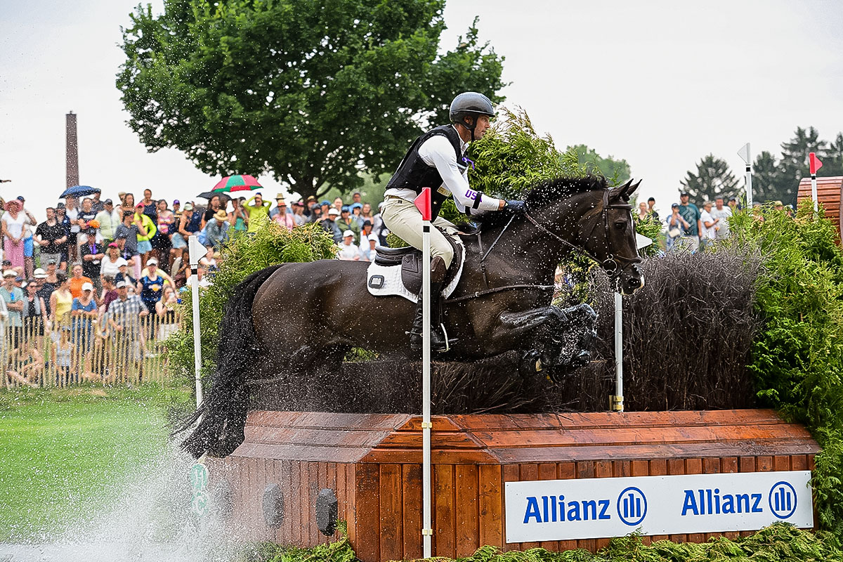 Will Coleman (USA) and Diabolo on cross-country.