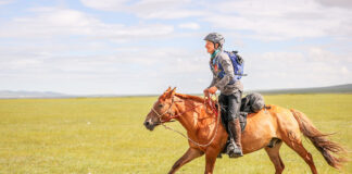 Jessie Dowling gallops toward the Mongol Derby finish line.