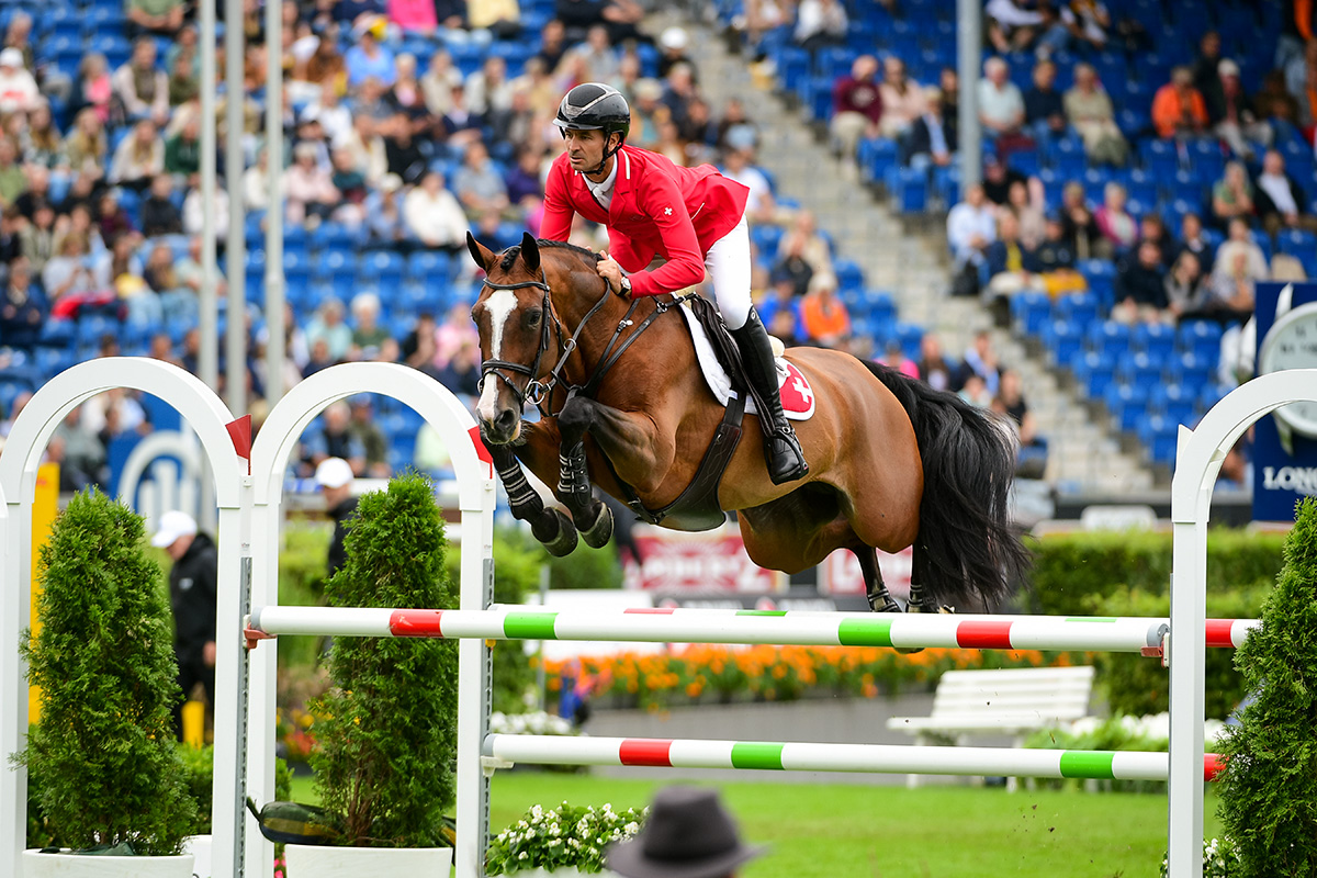 Steve Guerdat (SUI) captured individual gold with Dynamix de Belheme. 