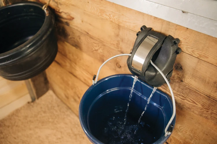The Cascada automatic waterer.