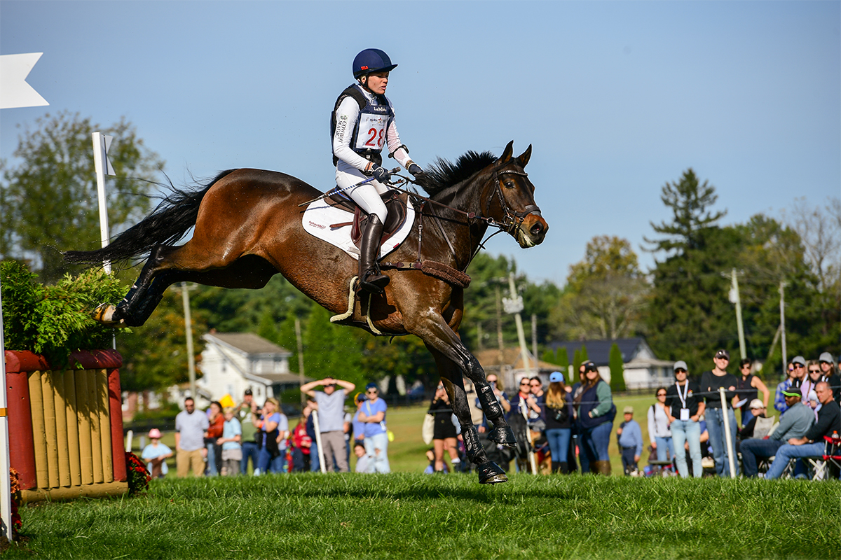 Alyssa Phillips (USA) and Rockett 19 on the cross-country course.
