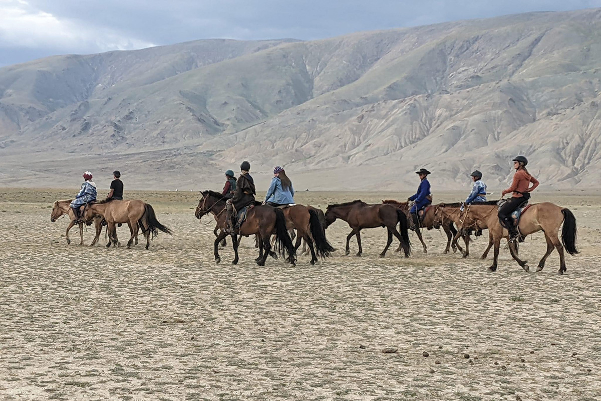A Mongolian ride on horses for charity