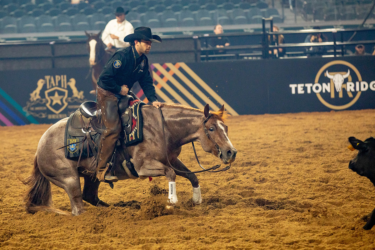 Adan Banuelos and All Spice win the cutting in the first-ever The American Performance Horseman at Globe Life Field