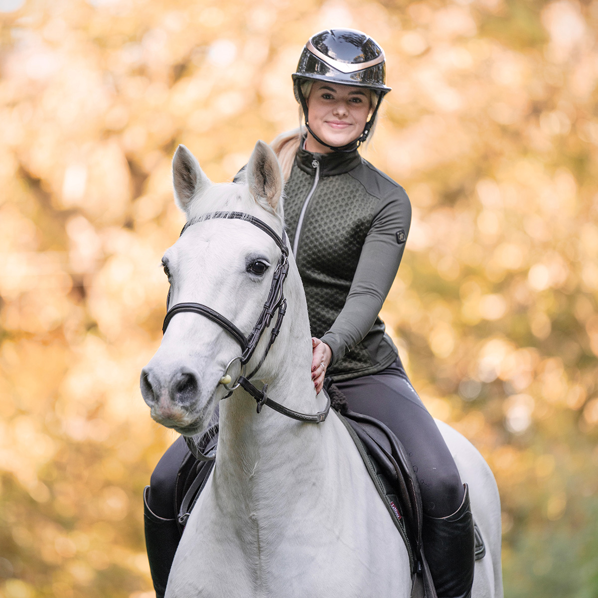 Horse Illustrated's Webinar Series featuring Esme Higgs (This Esme).