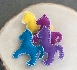 Deck The Halls DIY: Felt Horse Ornaments