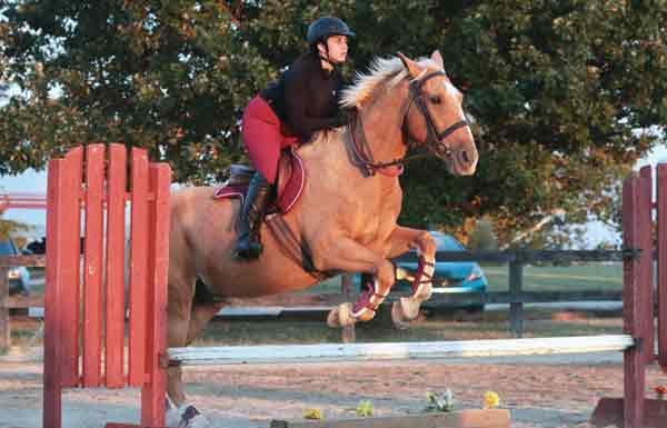 Using a Neck Strap when Jumping - Ducking while jumping