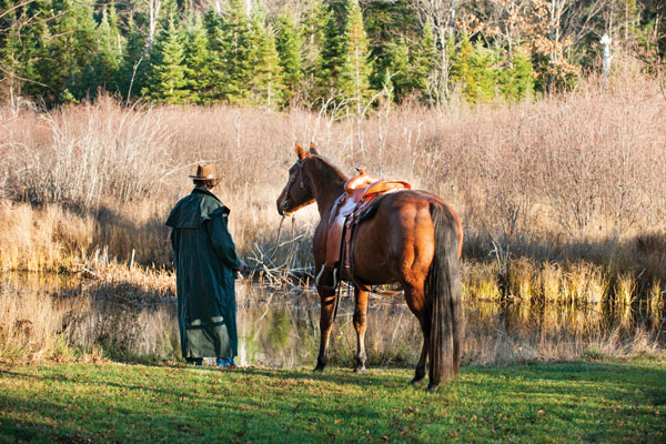 Trail Rider with Western Horse - No Cell Signal