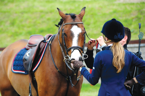 Girl and Trainer - Safesport